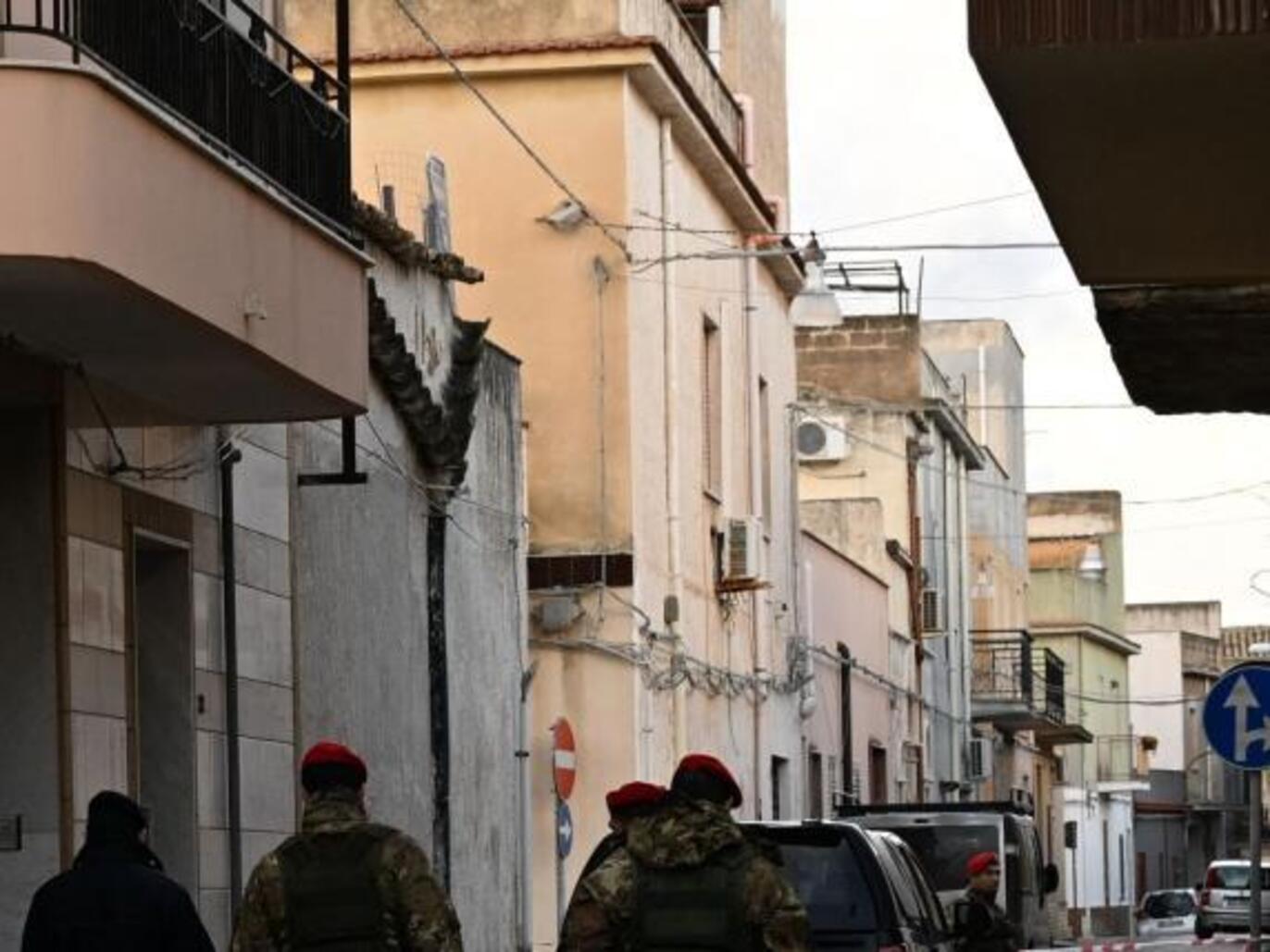 Matteo Messina Denaro, trovato un terzo covo Matteo Messina Denaro, trovato un terzo covo