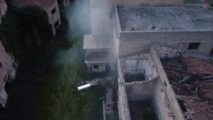 Comiso, a fuoco un ex oleificio Teverina