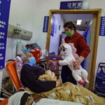 Covid: Cina, morti dimezzate a 6