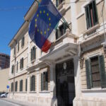 Smaltivano rifiuti in terreni nel Siracusano, due indagati