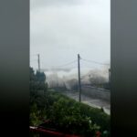 Uragano in Sicilia, il mare entra dentro le case