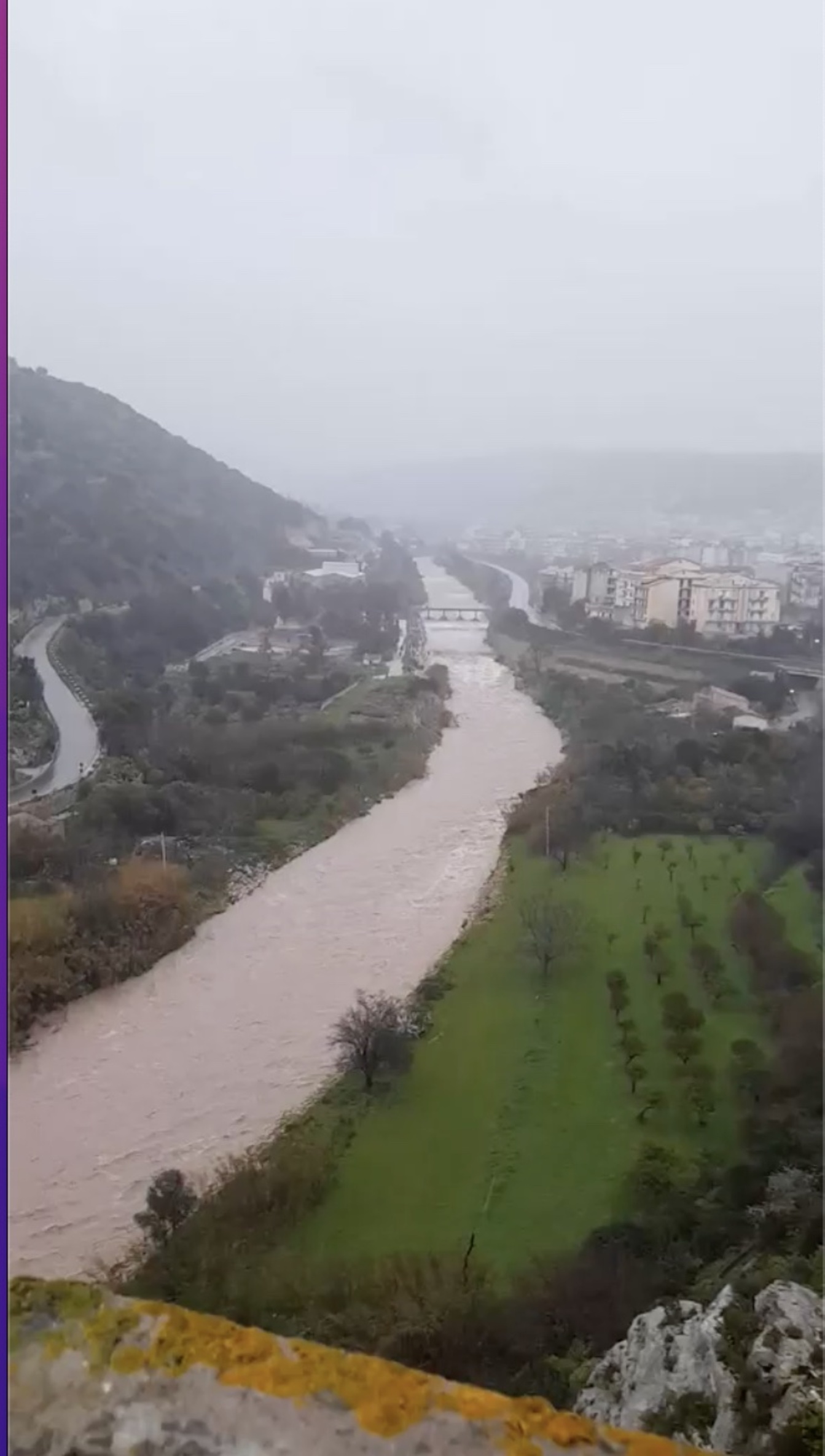 Maltempo, si ingrossa la Fiumara Modica-Scicli. VD Maltempo, si ingrossa la Fiumara Modica-Scicli. VD