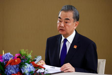 Cina, con Russia pronti a sviluppo partenariato strategico