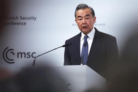 Wang, conseguenze se Usa insistono su vicenda pallone-spia
