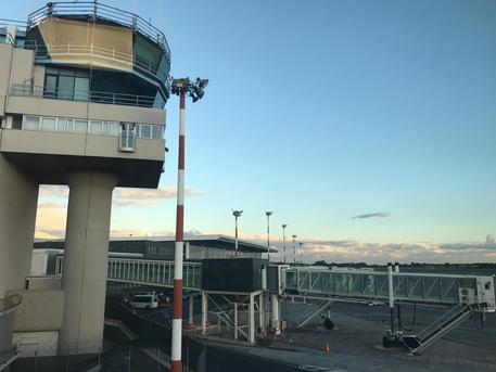 Meteo: arriva la ‘lupa di mare’, aerei dirottati da Catania