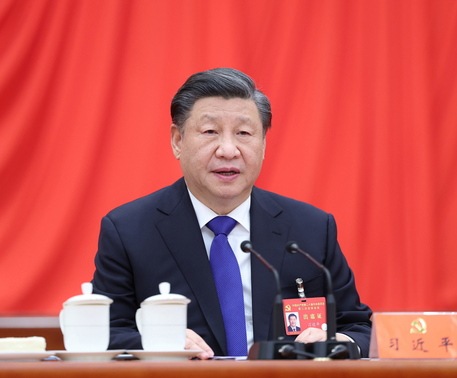 Xi ai militari, ‘rafforzare l’esercito per vincere le guerre’