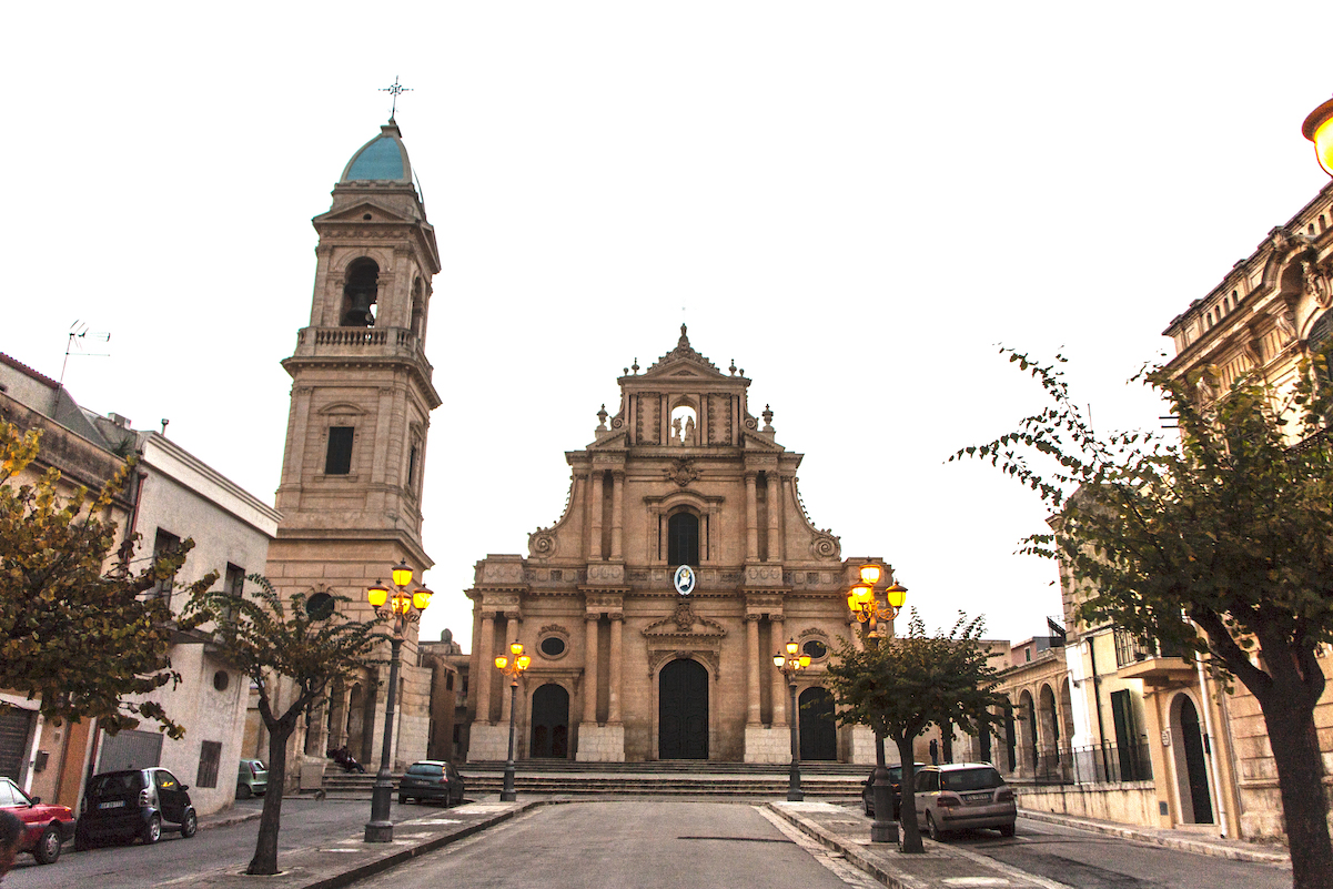 Ispica, si presenta il libro di Paolo Nifosì “La Basilica dell’Annunziata”