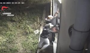 Ladri e tiktoker, presi grazie ai loro video social