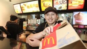 McDonald’s assume 50 dipendenti in Sicilia