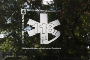 Sfruttamento dei dipendenti, inchiesta sul 118 a Siracusa