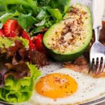 Dieta senza carboidrati: cosa mangiare per dimagrire