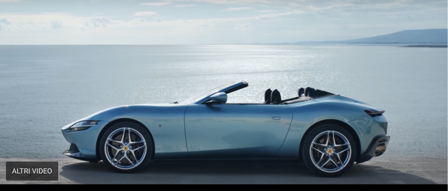Ferrari sceglie Siracusa per lo spot della Spider Roma. VD Ferrari sceglie Siracusa per lo spot della Spider Roma. VD