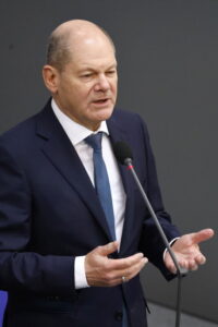 Scholz, le atrocità di Bucha non restino impunite