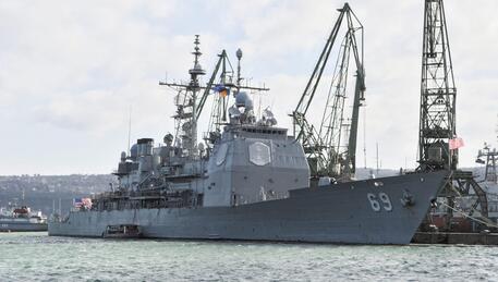 Nave da guerra Usa in transito nel mar Cinese meridionale