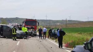 Incidenti stradali:un morto e 4 feriti sulla Palermo-Sciacca