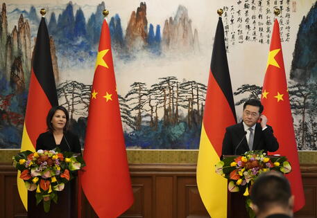 Cina, ‘non forniremo armi alle parti coinvolte in Ucraina’