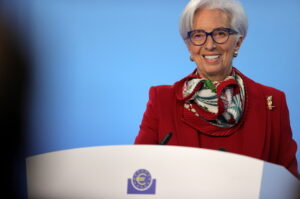 Lagarde, 'ci aspettiamo che l'inflazione continui a calare'