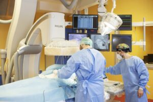 Pacemaker su uomo siciliano di 101 anni
