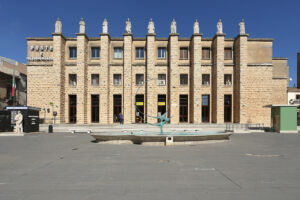 Lo spaccio in piazza Matteotti, a Ragusa
