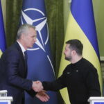 Stoltenberg a Kiev, 'il posto dell'Ucraina Ã¨ nella Nato'