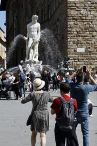 Per i ponti di primavera 17 milioni di italiani in viaggio