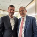 Riccardo Schininà insieme al PD al sit in per l'aeroporto di Comiso