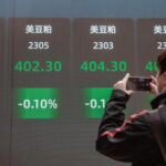 Borsa: Shanghai a -0,01%, Shenzhen a -0,08%