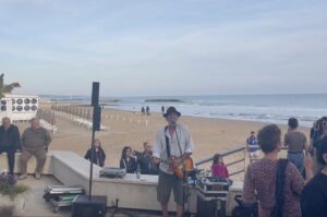 Che bello ascoltare i Dire Straits a Marina di Ragusa