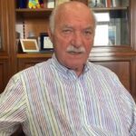 Si ricandida a sindaco: "A ciascuno 500 litri di benzina l'anno"