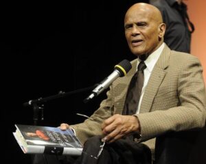 Addio a Harry Belafonte, un mito della musica e diritti civili