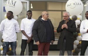 Arrivarono in Italia con i barconi, migranti ora producono pasta