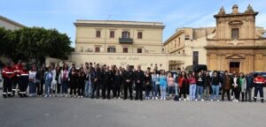 Studenti a scuola di legalità al comando carabinieri
