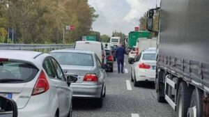 Incidente sulla Catania-Messina: un ferito grave