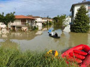 Segnalati atti di sciacallaggio dopo l'alluvione