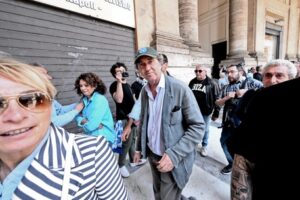 Sorrentino gira a Napoli, col cappello della squadra
