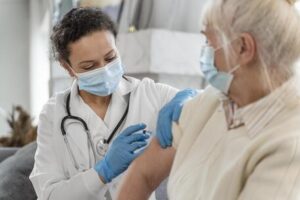 Asp Catania, siero anti Covid solo in ambulatori vaccinali