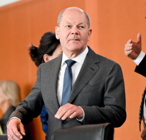 Scholz, 'gestire la migrazione senza tradire i valori Ue'