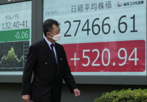 Borsa: Tokyo, apertura in lieve rialzo (+0,14%)