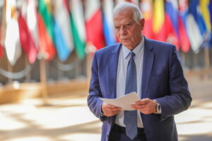 Borrell ai Paesi Ue, 'ridurre le dipendenze dalla Cina'