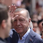 Erdogan in testa con il 58% nei primi dati in Turchia