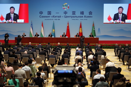 Xi ad Asia Centrale, ‘puntare sul potenziale cooperazione’