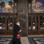 Chiude lo storico cinema Odeon a Milano