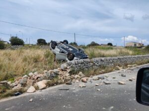 Ragusa, il nostro incubo con le auto che cappottano in contrada Pozzillo