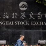 Borsa: Shanghai apre a +0,05%, Shenzhen a -0,04%