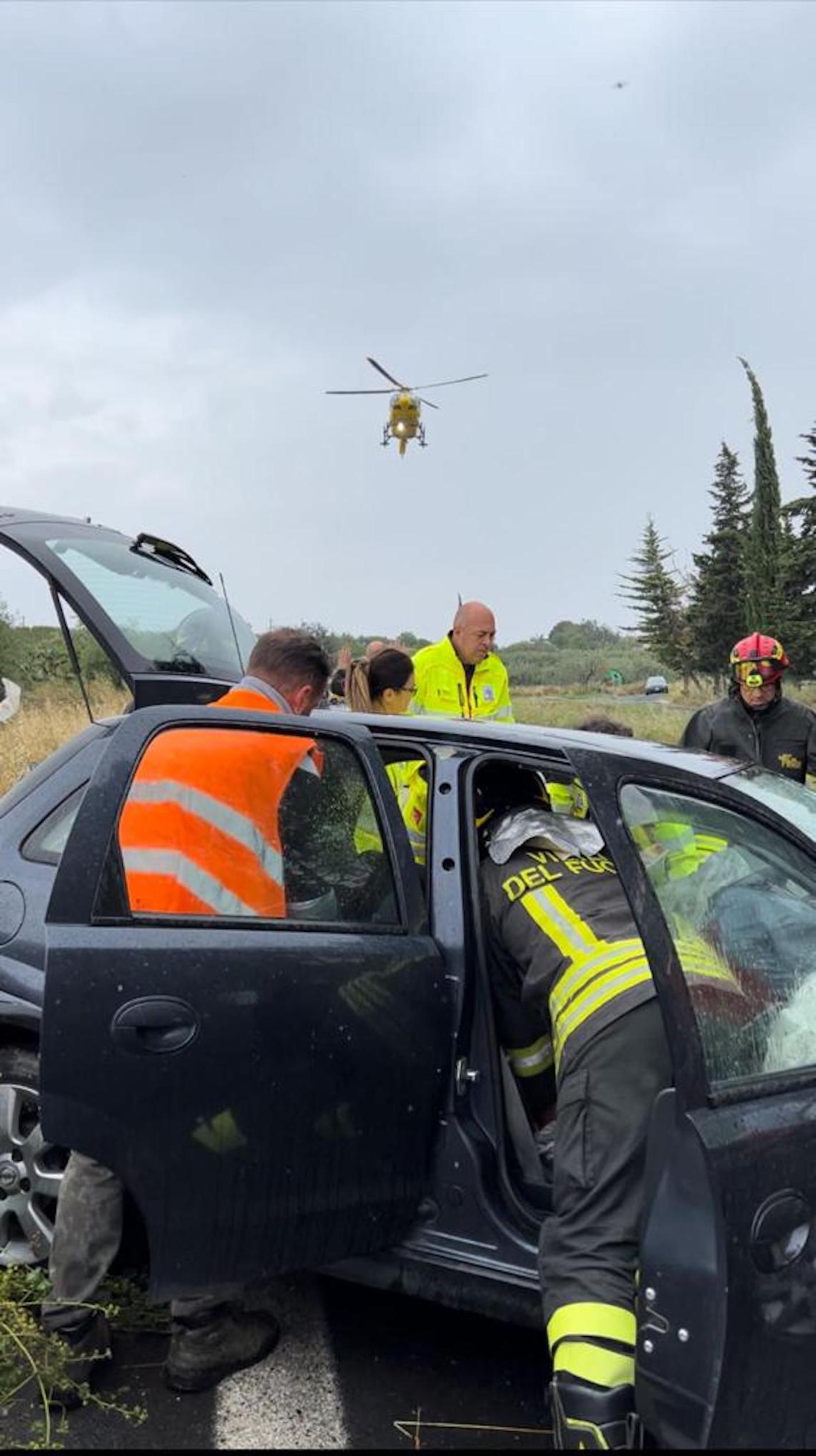 Fuoristrada perde il camper, feriti sulla Ragusa-Catania. FT
