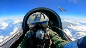 Cina e Russia puntano su maggiore collaborazione militare
