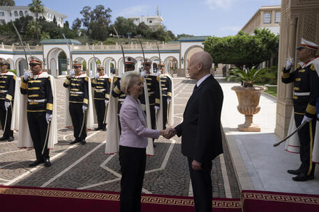 Von der Leyen, pronti 900 milioni per assistenza a Tunisia