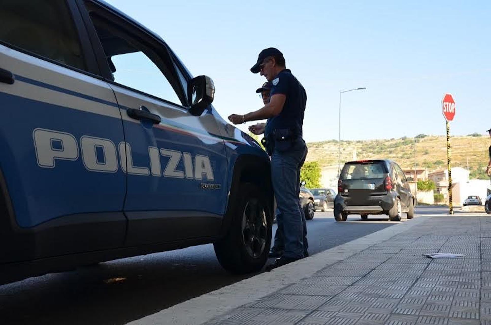 Arrestati i due fratelli molesti in piazza Fonte Diana