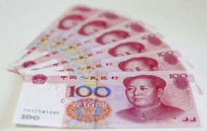 Cina, la banca centrale taglia altri due tassi d'interesse