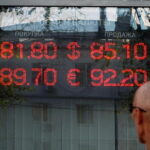 Rublo scende ai minimi da 15 mesi (-3%), poi si stabilizza